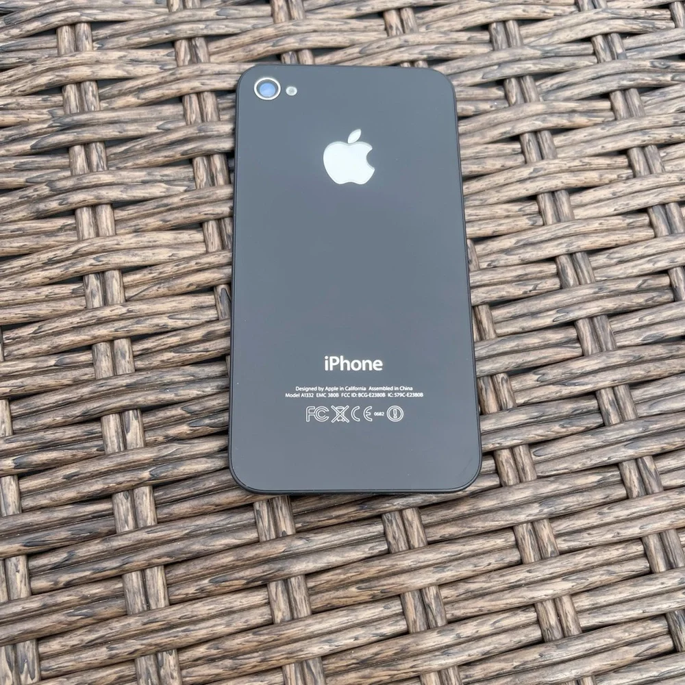 Apple iPhone 4GSM A1332 Black Back Cover Housing Replacement Part Mint Condition